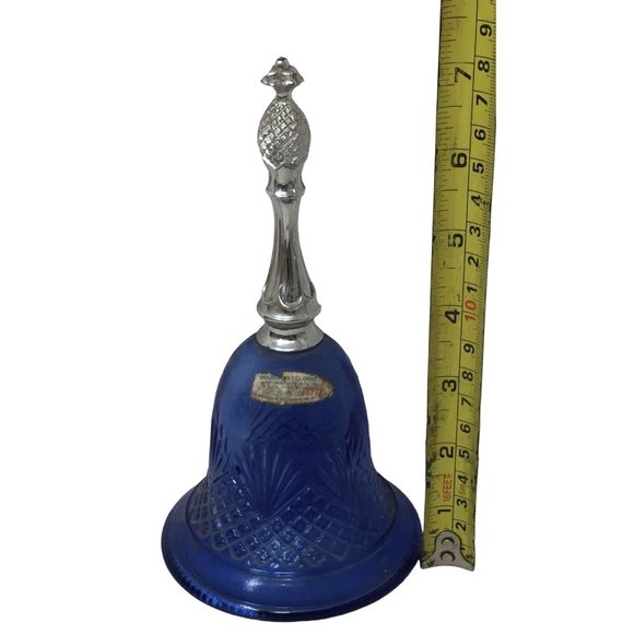 Vintage Avon Bell-Shaped Cologne Bottle (Empty) - Picture 8 of 8